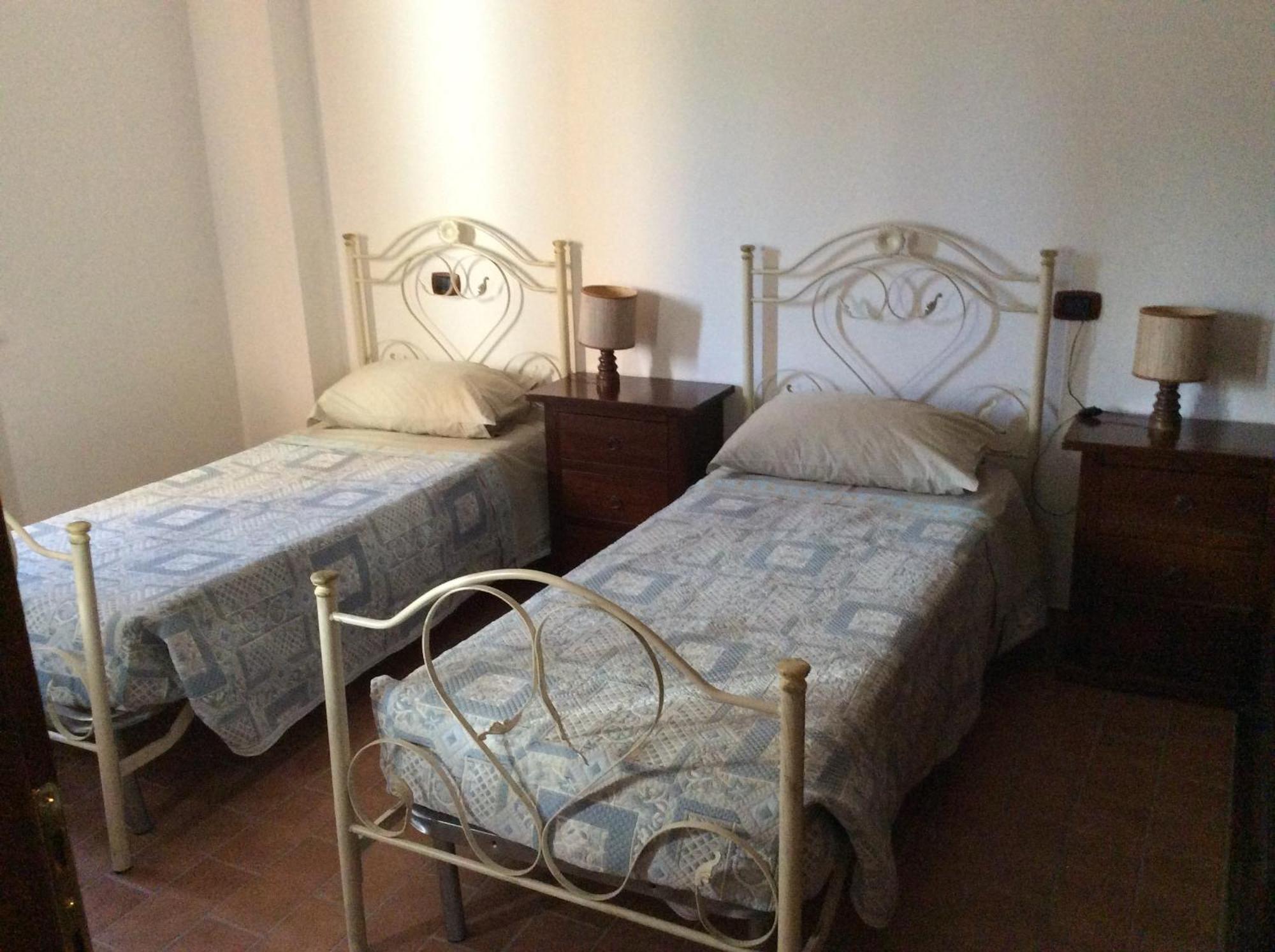 Hotel Il Feudo Dei Pierleoni Celano Rum bild