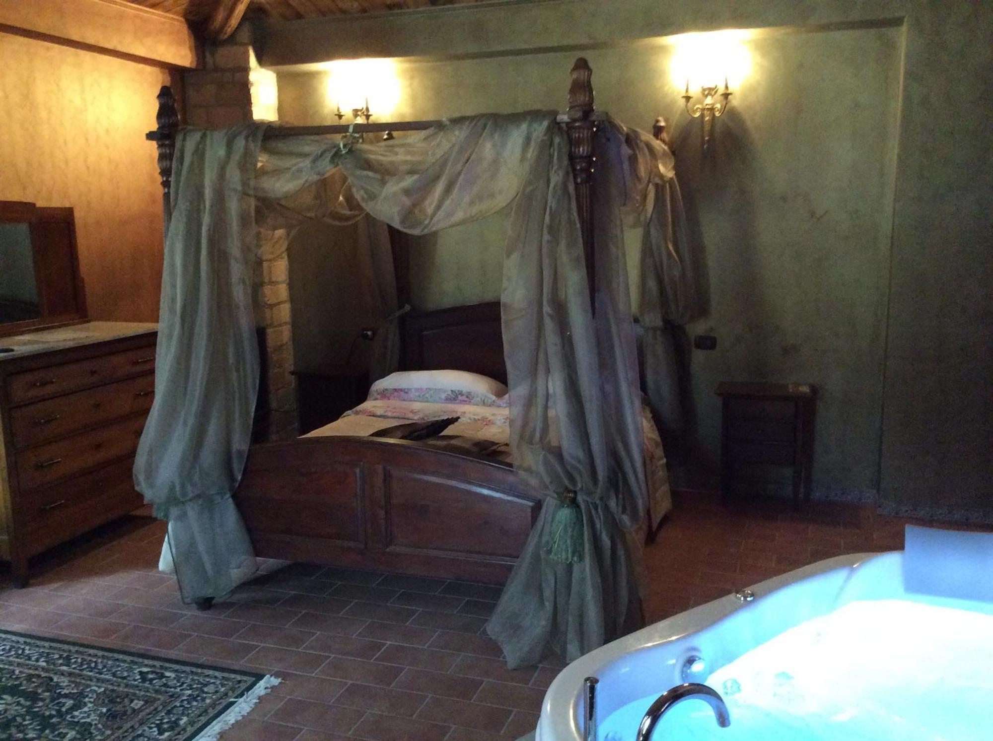 Hotel Il Feudo Dei Pierleoni Celano Rum bild