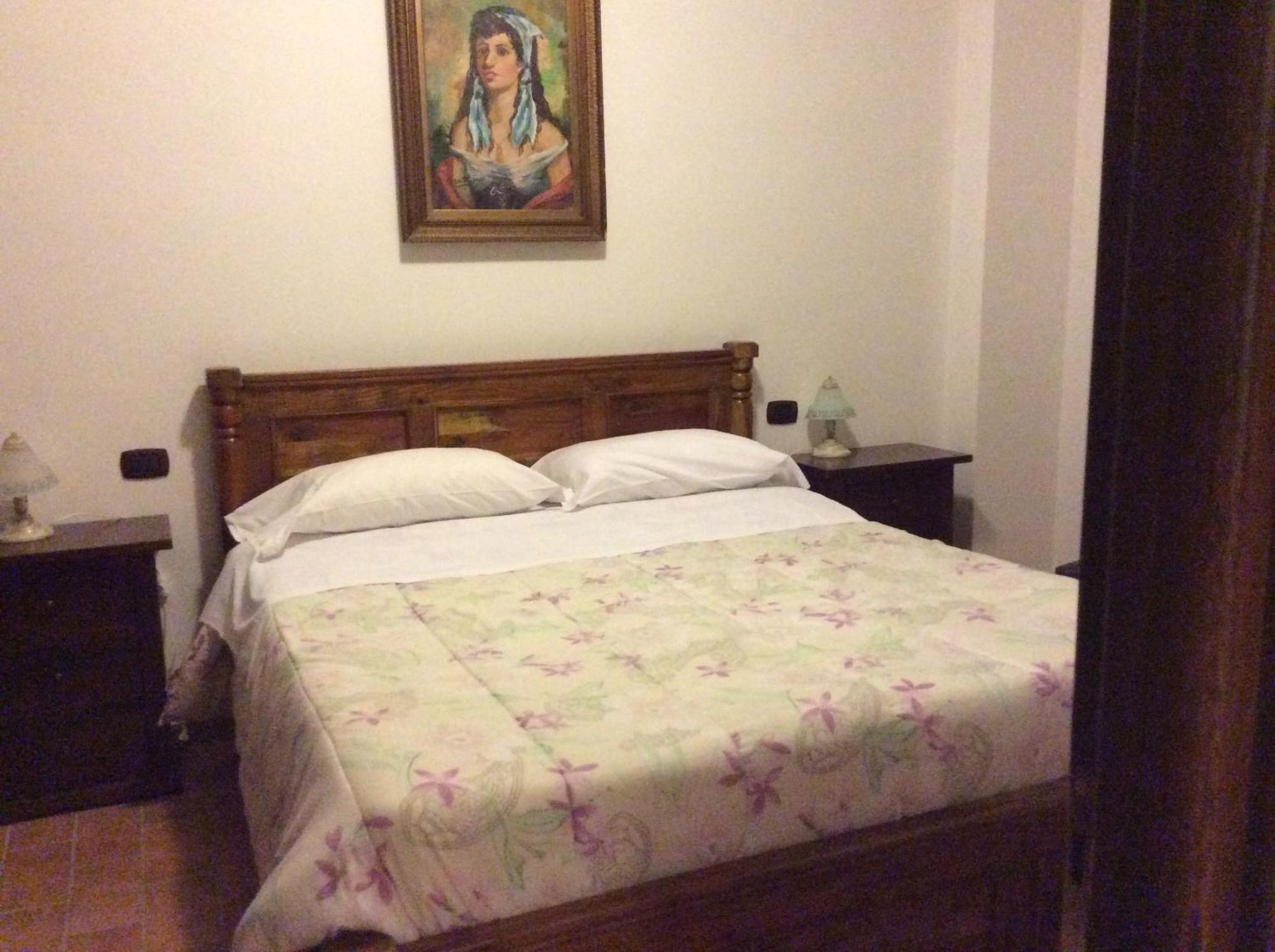 Hotel Il Feudo Dei Pierleoni Celano Rum bild